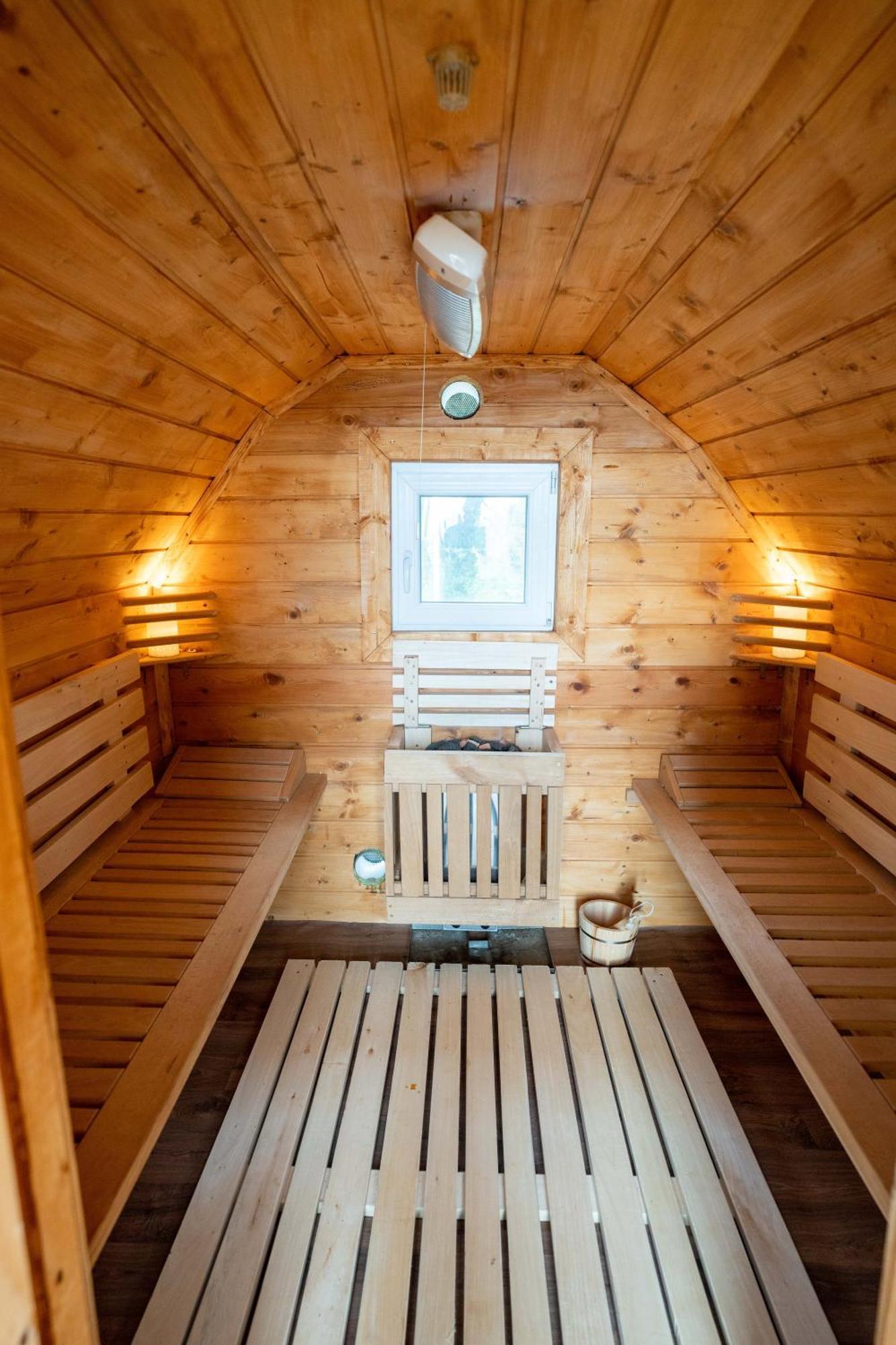 Glamping Hisice Orlic Hotel Muta Exterior photo